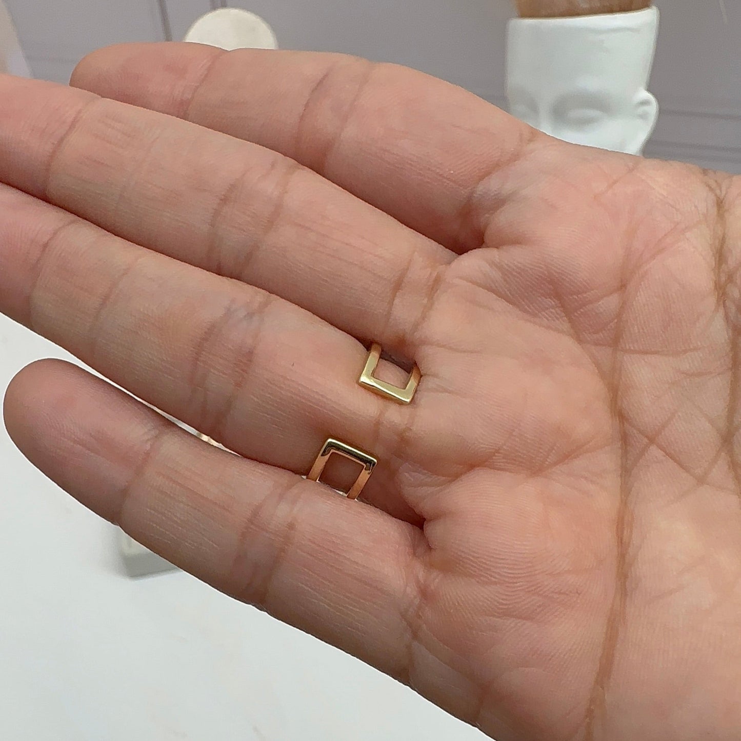 ✨ Anillo FE: Un Símbolo de Confianza y Esperanza ✨