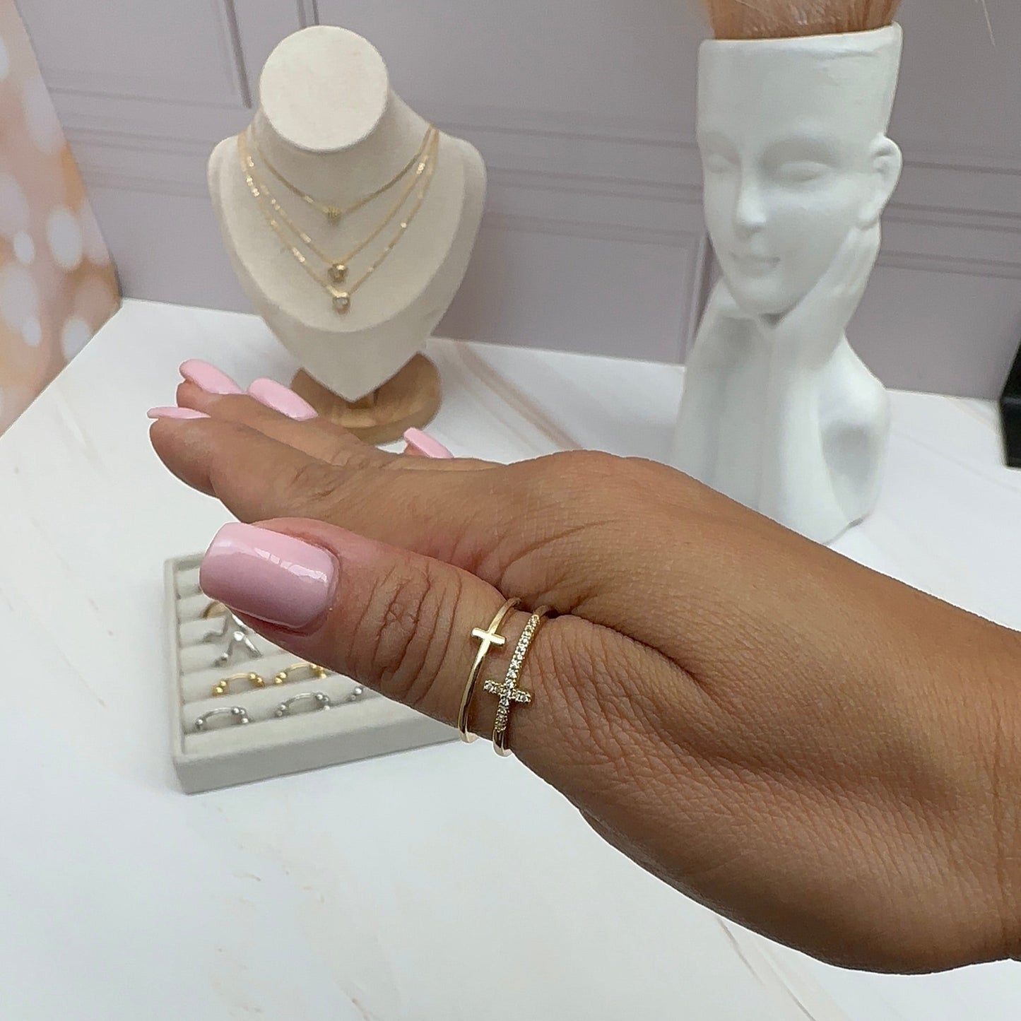 ✨ Anillo FE: Un Símbolo de Confianza y Esperanza ✨